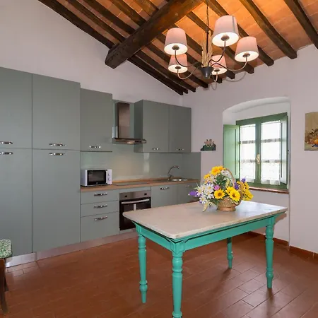 Glicine Della Vivaldina, Apartment